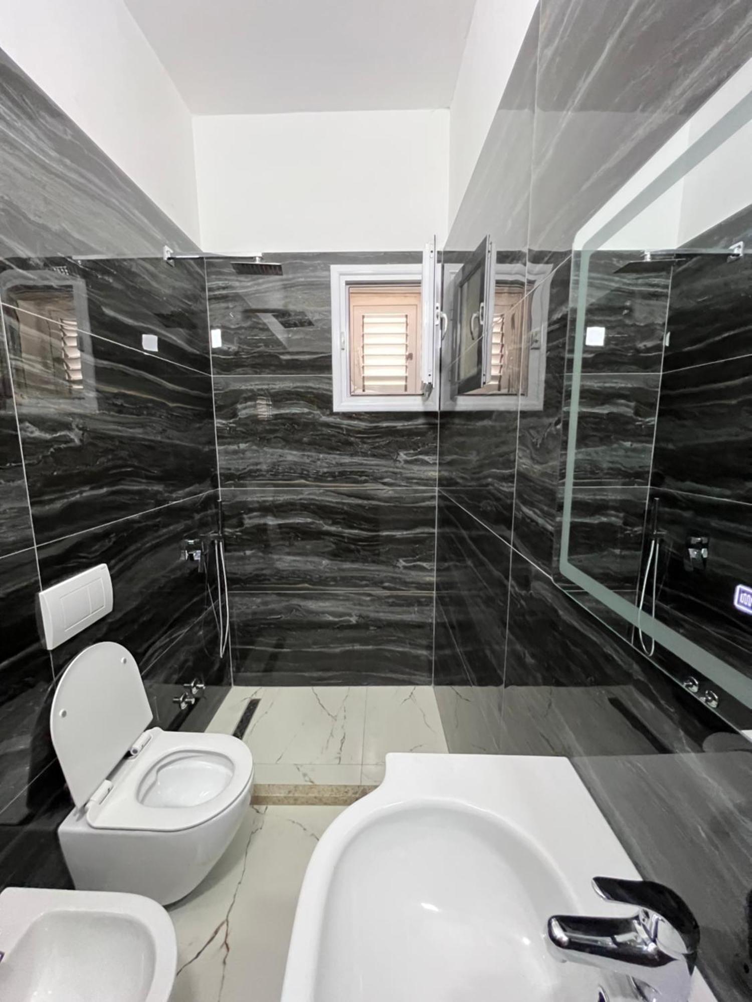 Trip-Stop Apartments Vlorë Extérieur photo